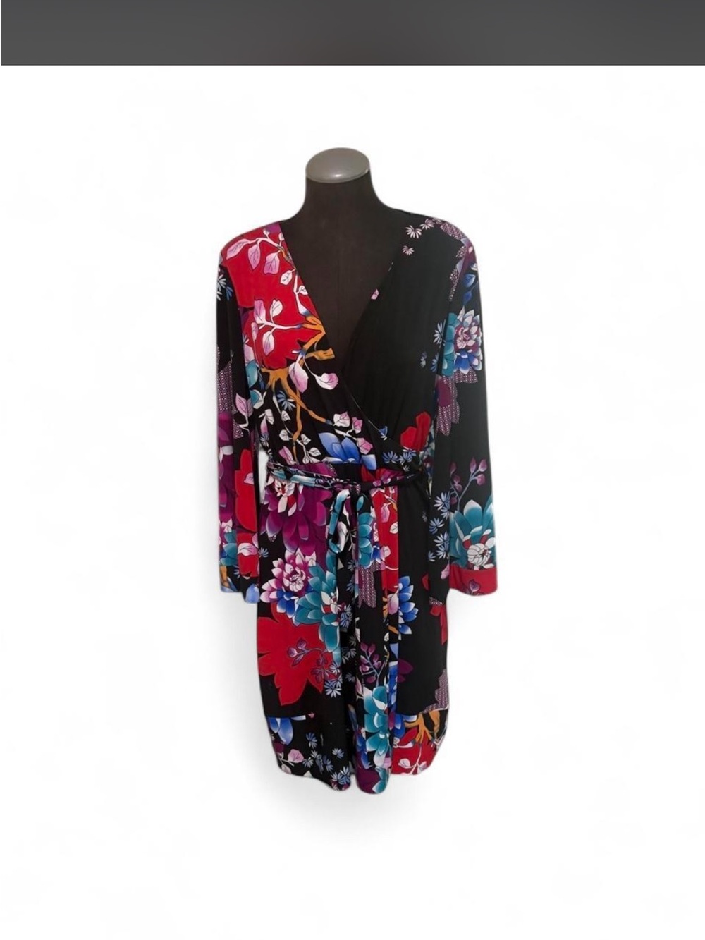 Calvin Klein Black Floral Wrap Robe with Red & Blue Blooms - Picture 4 of 4